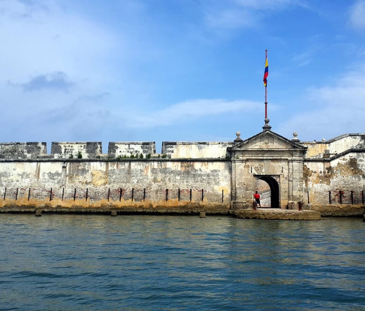 Best Cartagena Colombia Tour Guides Oceanarium Snorkeling Lunch Speedboat 3 1