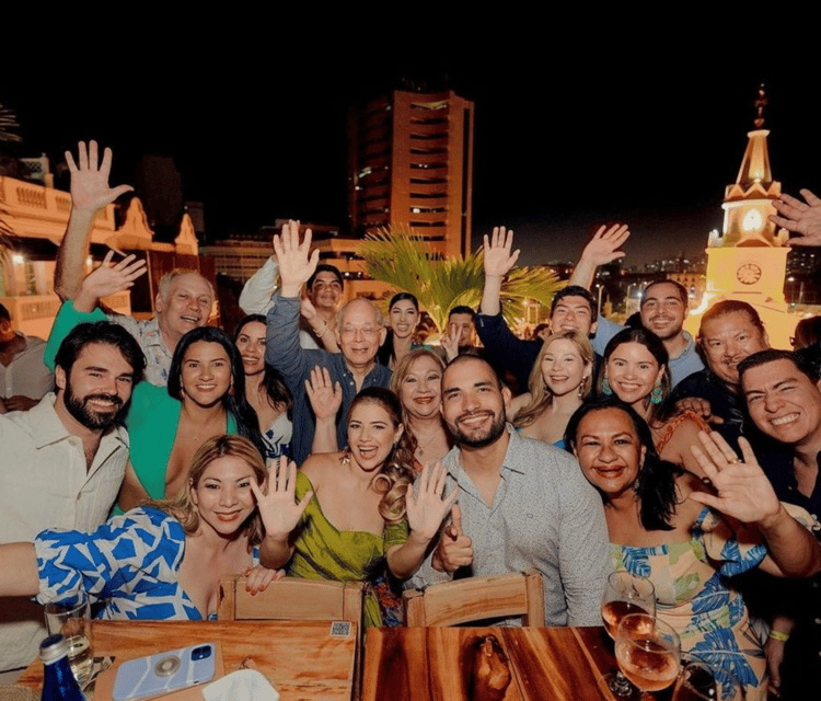 SunsetSpeedBoatDrinksandafterpartywiththebesttourguidesincartagenacolombia6